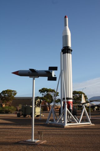 woomera9.jpg